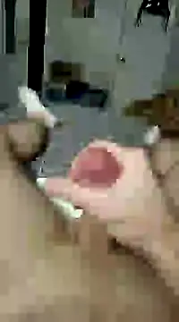 Snapshot of Meat2CumOn chatting on 12/13/24, 04:11 Meat2CumOn online show from 12/13/24, 04:11