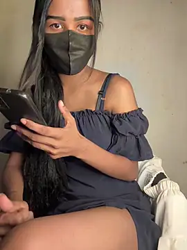 Snapshot of Teena_girl chatting on 03/08/25, 04:34 Teena girl online show from 03/08/25, 04:34