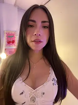 Melody 04 online show from 04/18/26, 03:10