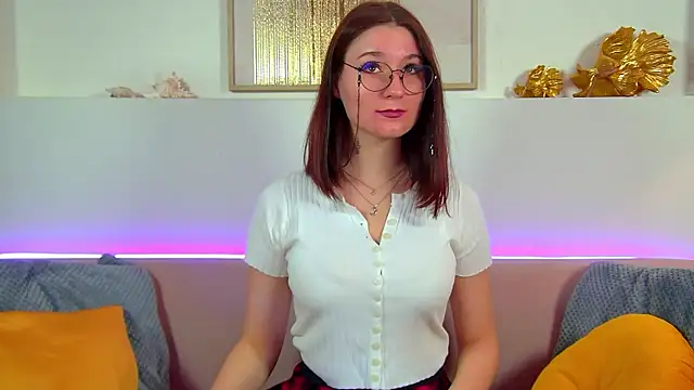 VictoriaArdern online show from 09/28/25, 06:30