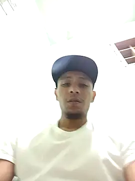 Snapshot of SiperoXxX chatting on 12/16/24, 02:47 SiperoXxX online show from 12/16/24, 02:47