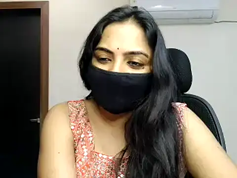 Snapshot of Hritvika chatting on 02/24/25, 02:58 Hritvika online show from 02/24/25, 02:58