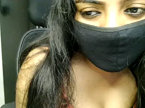Snapshot of Hritvika chatting on 02/25/25, 05:30 Hritvika online show from 02/25/25, 05:30