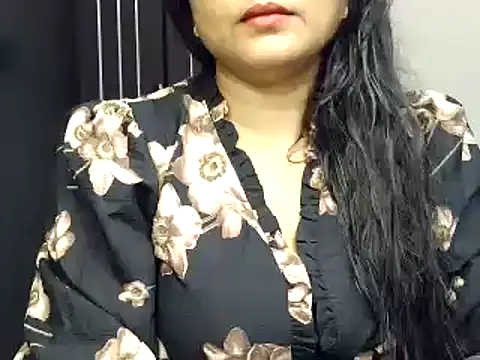 Snapshot of Hritvika chatting on 02/26/25, 03:53 Hritvika online show from 02/26/25, 03:53