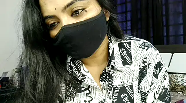 Snapshot of Hritvika chatting on 03/18/25, 03:20 Hritvika online show from 03/18/25, 03:20