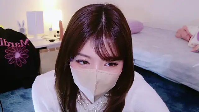 Runarunapi online show from 10/28/25, 03:54