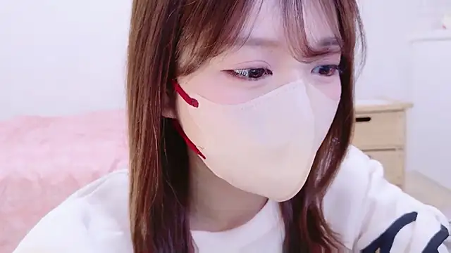 Runarunapi online show from 11/10/25, 02:10