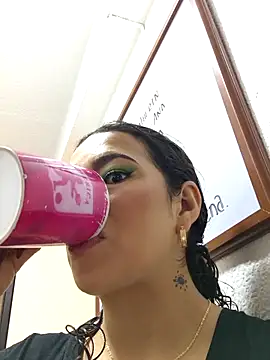 Noah Jhonson online show from 04/23/26, 01:13