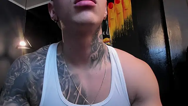 Flynn Riider online show from 12/19/25, 05:47