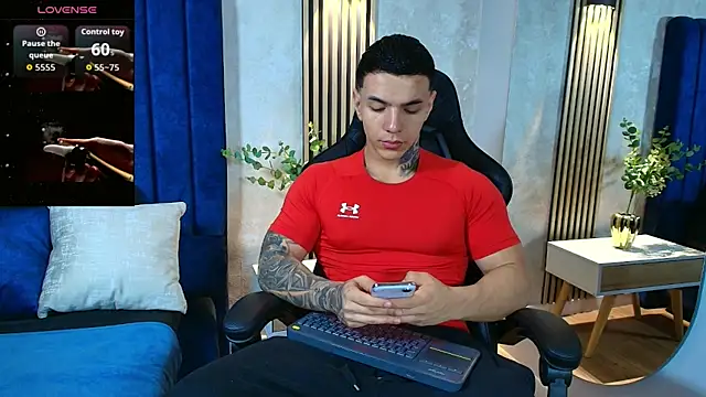 Flynn Riider online show from 07/19/26, 02:10