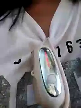 Danna-linyi online show from 12/27/24, 09:54