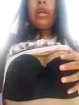 Danna-linyi online show from 01/28/25, 10:23