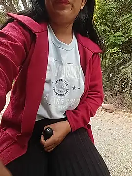 Danna-linyi online show from 07/01/26, 03:12