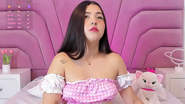 Snapshot of zoewillian chatting on 03/10/25, 06:01 zoewillian online show from 03/10/25, 06:01