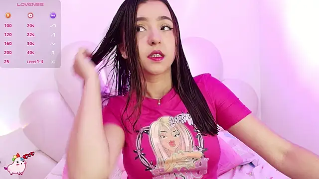 Snapshot of zoewillian chatting on 01/10/26, 01:18 zoewillian online show from 01/10/26, 01:18