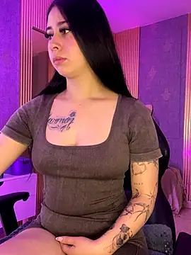 Zoee t online show from 11/16/25, 03:45