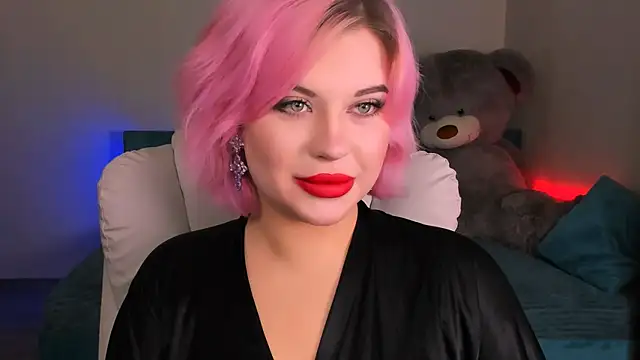 Snapshot of evaharve chatting on 12/16/24, 12:59 evaharve online show from 12/16/24, 12:59