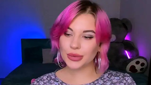 Snapshot of evaharve chatting on 01/04/25, 09:41 evaharve online show from 01/04/25, 09:41