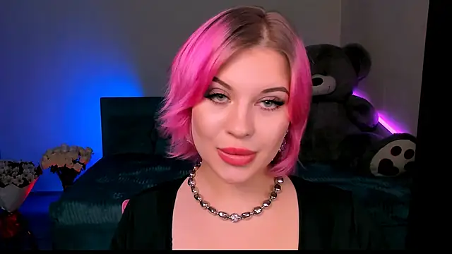 Snapshot of evaharve chatting on 01/18/25, 09:13 evaharve online show from 01/18/25, 09:13