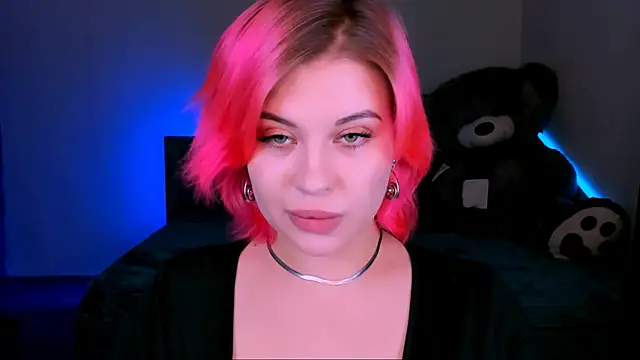 Snapshot of evaharve chatting on 02/06/25, 05:19 evaharve online show from 02/06/25, 05:19