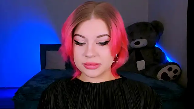 Snapshot of evaharve chatting on 02/23/25, 05:23 evaharve online show from 02/23/25, 05:23