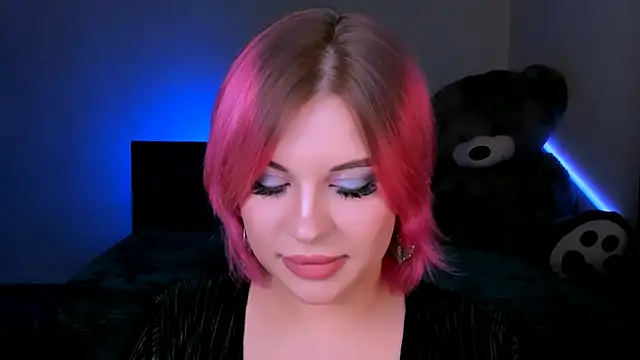 Snapshot of evaharve chatting on 03/14/25, 11:11 evaharve online show from 03/14/25, 11:11