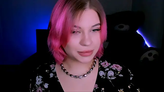 Snapshot of evaharve chatting on 03/16/25, 10:42 evaharve online show from 03/16/25, 10:42