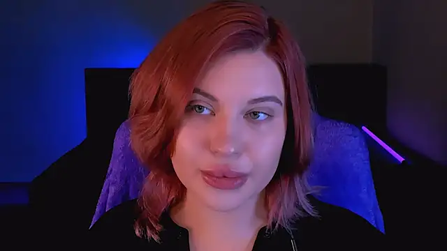 Snapshot of evaharve chatting on 10/01/25, 05:24 evaharve online show from 10/01/25, 05:24