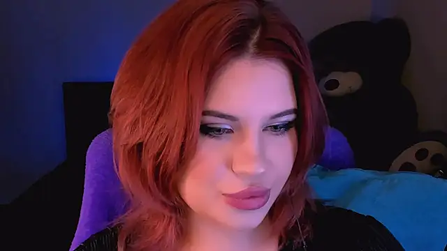 Snapshot of evaharve chatting on 11/03/25, 05:31 evaharve online show from 11/03/25, 05:31