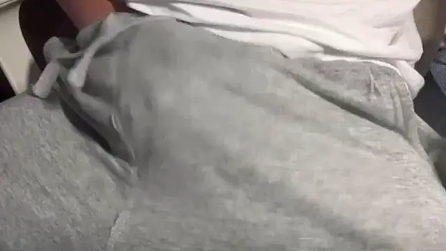 Axeeeeeeeeeeeel online show from 11/26/25, 04:41