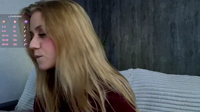 WiloneEsse online show from 02/12/25, 04:12