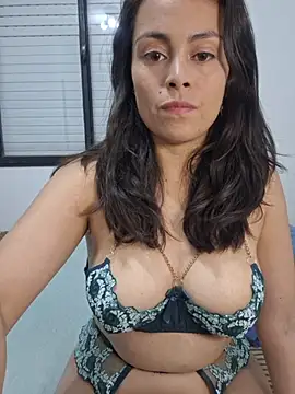 Snapshot of sweet_aphrodite69 chatting on 11/22/25, 12:42 sweet aphrodite69 online show from 11/22/25, 12:42