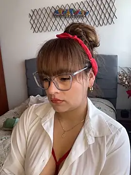 Snapshot of Gabriela-Parker_ chatting on 01/16/25, 01:58 Gabriela-Parker  online show from 01/16/25, 01:58