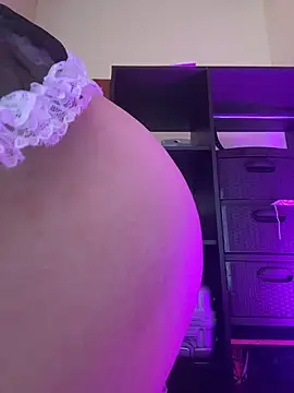 Snapshot of Gabriela-Parker_ chatting on 10/23/25, 08:51 Gabriela-Parker  online show from 10/23/25, 08:51