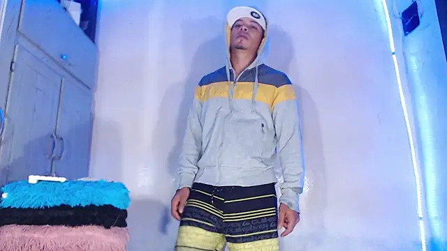 Snapshot of Dulce_smith_1 chatting on 02/24/25, 09:31 Dulce smith 1 online show from 02/24/25, 09:31