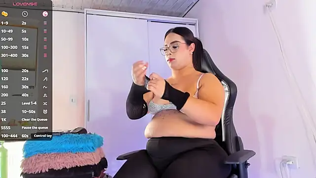 Dulce smith 1 online show from 02/21/26, 09:49