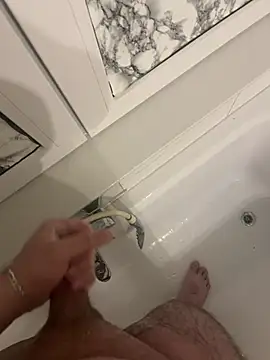 Loco42- online show from 02/24/25, 06:04