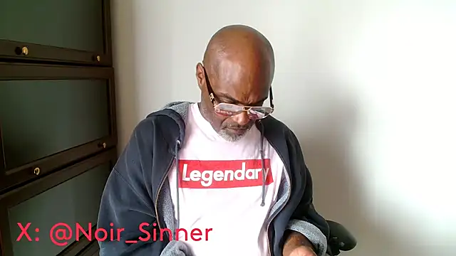 sinnernoir online show from 04/19/26, 08:11