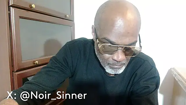 sinnernoir online show from 04/21/26, 05:14