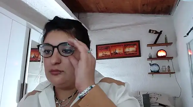 infiernowoman23 online show from 12/25/24, 02:35