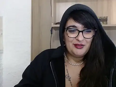 infiernowoman23 online show from 01/18/25, 06:45