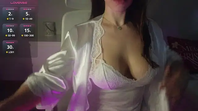 Snapshot of Lacey_Blaire chatting on 12/13/24, 12:17 Lacey Blaire online show from 12/13/24, 12:17