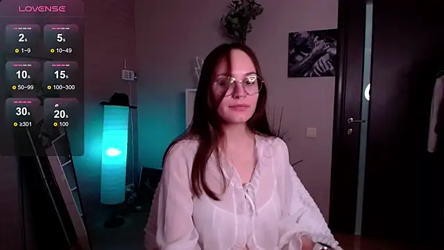 Lilly Soulmate online show from 12/27/24, 01:53