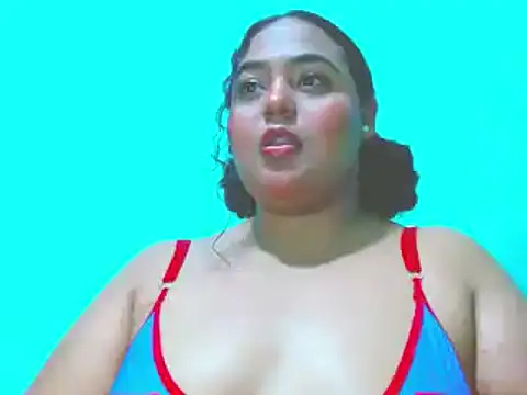 emyli 23 online show from 12/30/24, 03:47