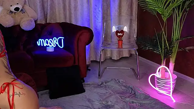 GoldenAmber online show from 02/14/25, 04:47