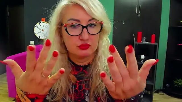 ChristyBrooks online show from 09/21/25, 02:08