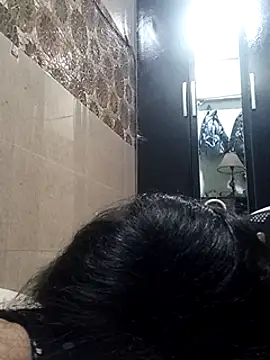 Snapshot of Mouraj_coupl09 chatting on 12/14/24, 08:02 Mouraj coupl09 online show from 12/14/24, 08:02