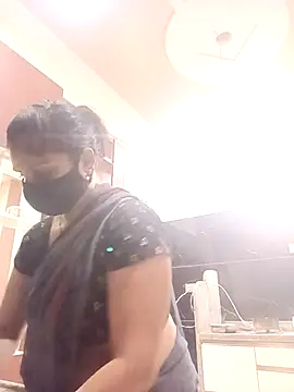 Snapshot of Cute-Aadhvita chatting on 04/29/26, 01:59 Cute-Aadhvita online show from 04/29/26, 01:59