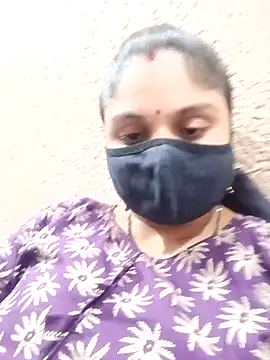 Snapshot of Cute-Aadhvita chatting on 05/24/26, 02:11 Cute-Aadhvita online show from 05/24/26, 02:11