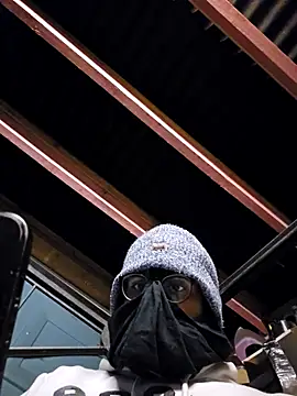 Snapshot of ur_fav_akh chatting on 11/10/25, 03:38 ur fav akh online show from 11/10/25, 03:38